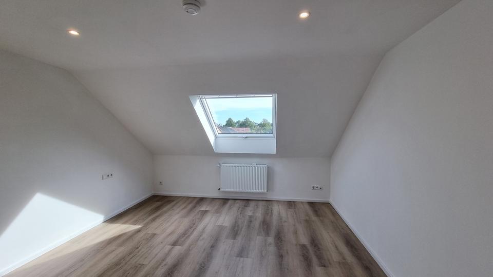 Dachgeschoßwohnung Rietberg - 3 Zimmer, 80 m&sup2;, 975&euro; | Angebot:25255759