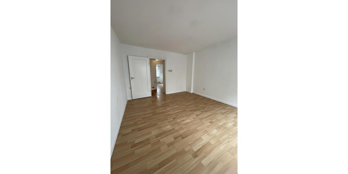 Erdgeschoßwohnung Wuppertal Barmen - 1 Zimmer, 35 m&sup2;, 345&euro; | Angebot:24813791
