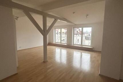 helle 4-Zimmer Dachgeschoss-Wohnung im Zentrum Münchens 4 zimmer