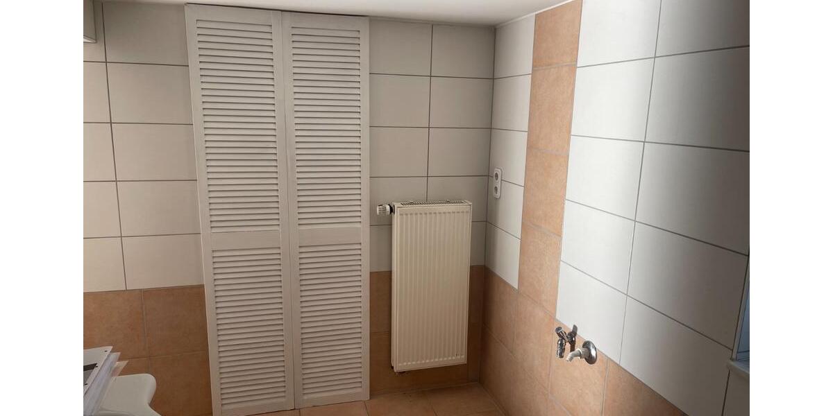 Etagenwohnung Rositz - 4 Zimmer, 102 m&sup2;, 650&euro; | Angebot:25906015