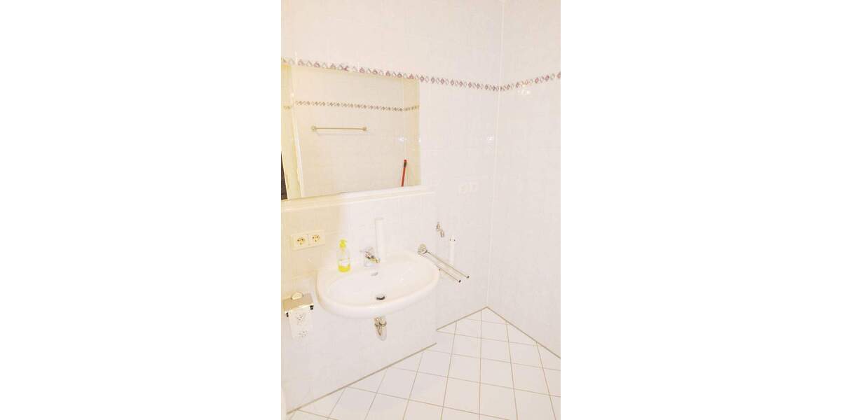 naturnah und doch kurze Weg: sehr ruhige, helle 2 Zimmer Wohnung mit Balkon in Karlsfeld 2 zimmer