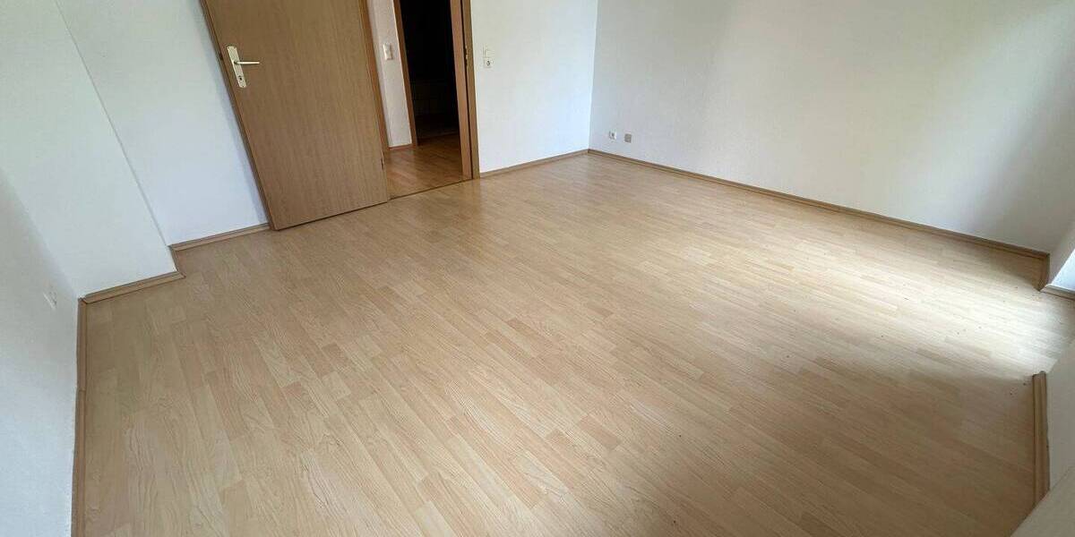 Etagenwohnung Chemnitz Rottluff - 3 Zimmer, 59 m&sup2;, 330&euro; | Angebot:26318911