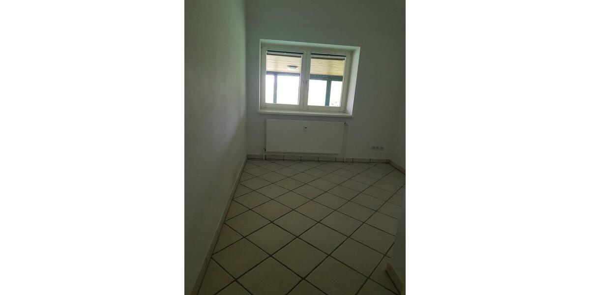 Erdgeschoßwohnung Haseldorf - 3 Zimmer, 130 m&sup2;, 1.300&euro; | Angebot:25612493