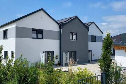 Haus Cham / Haidhauser Haidhäuser - 4 Zimmer, 105 m&sup2;, 1.150&euro; | Angebot:26805230