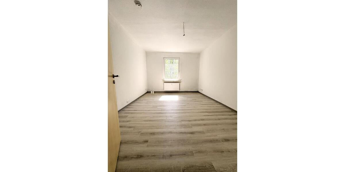 Etagenwohnung Oschersleben (Bode) - 2 Zimmer, 62 m&sup2;, 465&euro; | Angebot:26266516