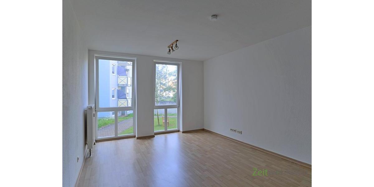 (12536_98) MGN: kleine 2-Zimmer-Wohnung mit Laminatböden zum ruhigen Innenhof, EBK und Hausmeisterdienste inkl. - Etagenwohnung Meiningen | Angebot:26737778