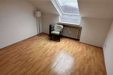 Wohnung Duisburg Neudorf-Süd - 2 Zimmer, 49 m&sup2;, 400&euro; | Angebot:26572797