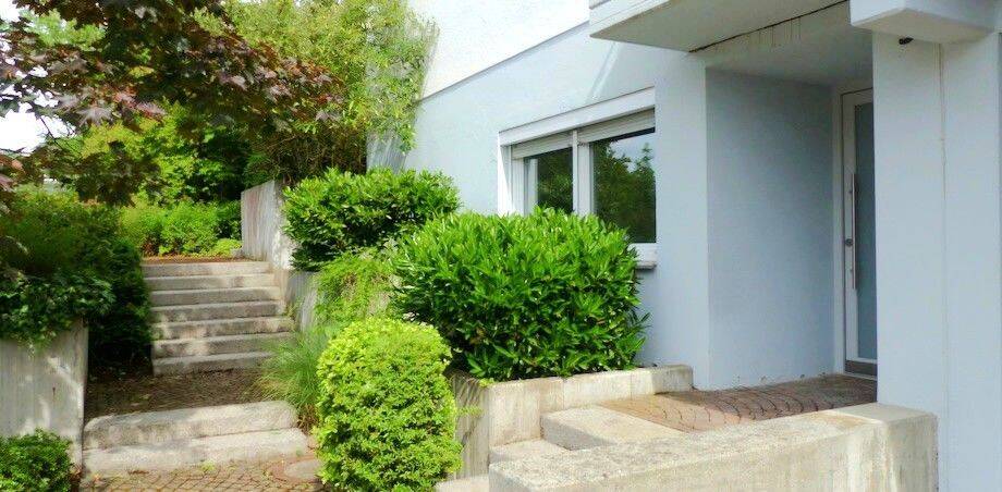 Einfamilienhaus Reutlingen Georgenberg - 6 Zimmer, 180 m&sup2;, 2.050&euro; | Angebot:26908794