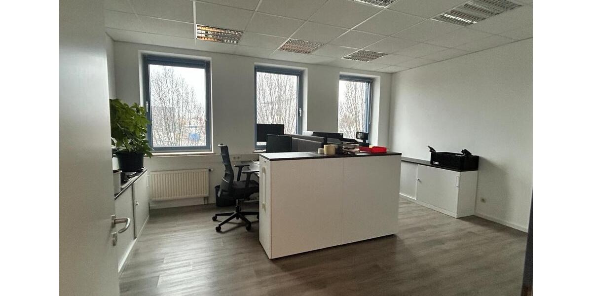 Schöne, helle Räume in Bürogemeinschaft Gersthofen zimmer