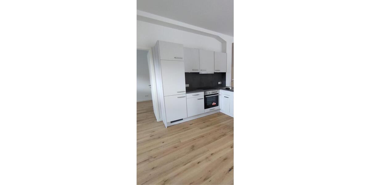 Dachgeschoßwohnung Zossen - 3 Zimmer, 96 m&sup2;, 1.460&euro; | Angebot:26322784