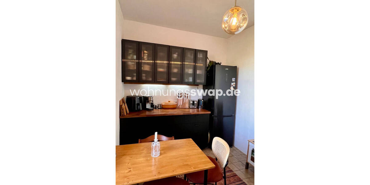 Etagenwohnung Berlin Friedrichshain - 4 Zimmer, 120 m&sup2;, 950&euro; | Angebot:26149725