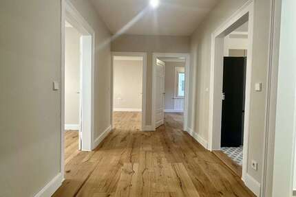 Wohnung Reutlingen - 4 Zimmer, 109 m&sup2;, 1.400&euro; | Angebot:25042085