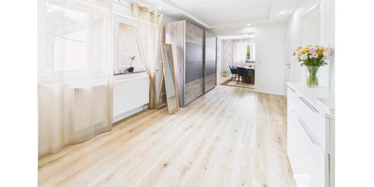 Etagenwohnung Heinsberg - 3 Zimmer, 135 m&sup2;, 1.100&euro; | Angebot:26283847