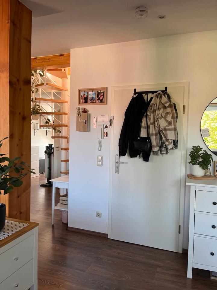 Nachmieter für 2,5 Zimmer Wohnung