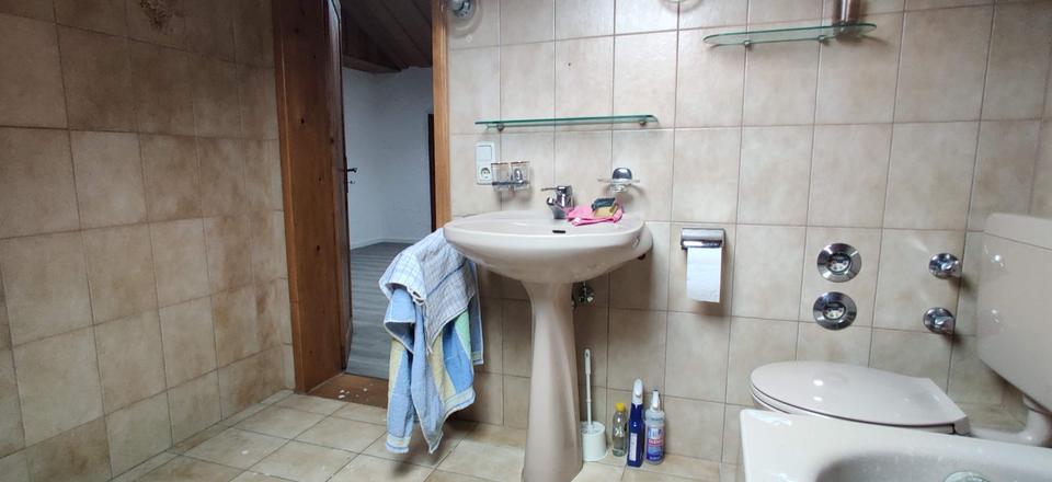 Dachgeschoßwohnung Emmerting - 3 Zimmer, 78 m&sup2;, 850&euro; | Angebot:24770146