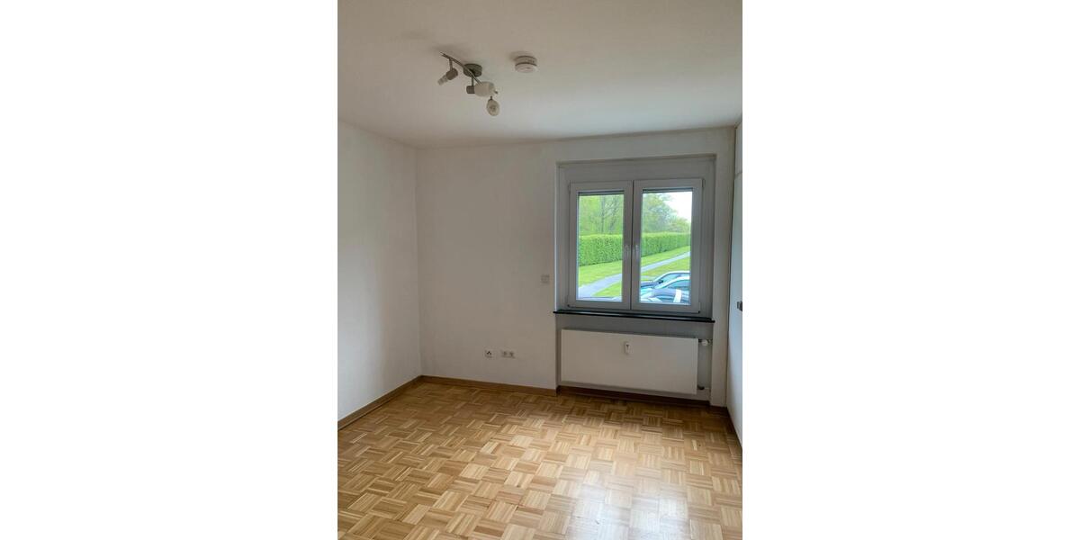 Erdgeschoßwohnung Gießen Anneröder Siedlung - 5 Zimmer, 110 m&sup2;, 1.200&euro; | Angebot:26600860