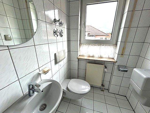 Etagenwohnung Birkenfeld - 4 Zimmer, 110 m&sup2;, 1.100&euro; | Angebot:25668671