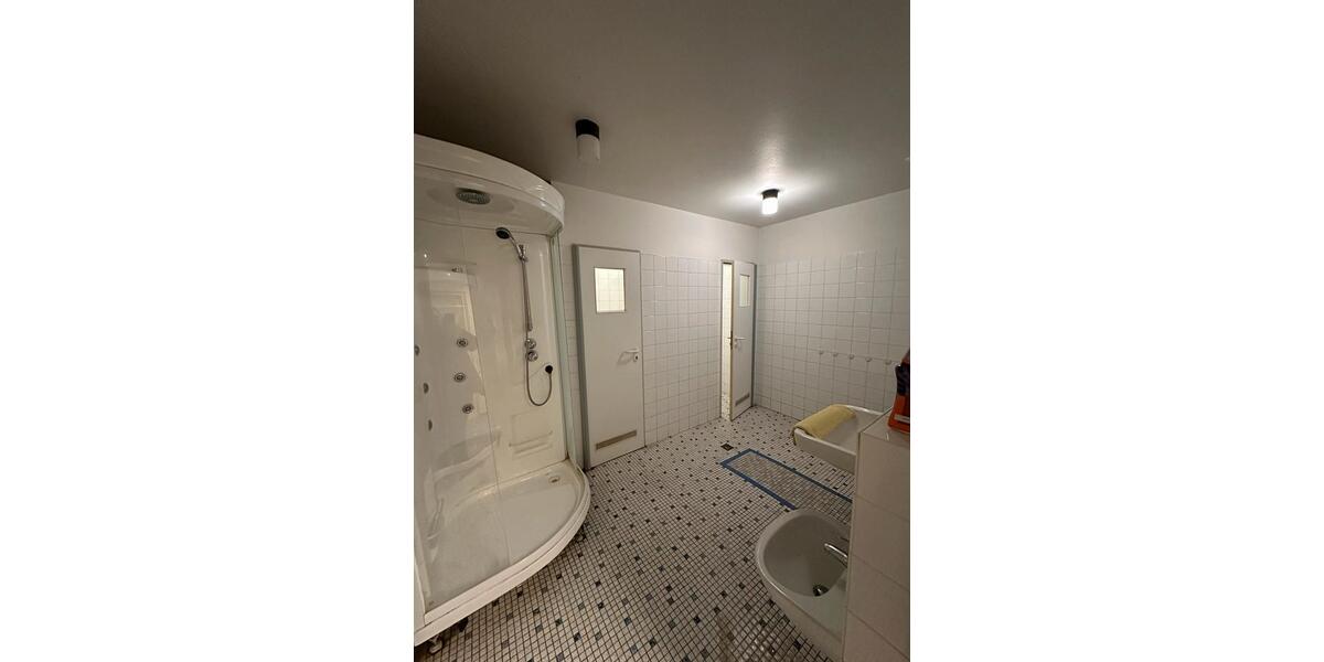 Wohnen auf Zeit Blomberg - 4 Zimmer, 100 m&sup2;, 15&euro; | Angebot:26044466