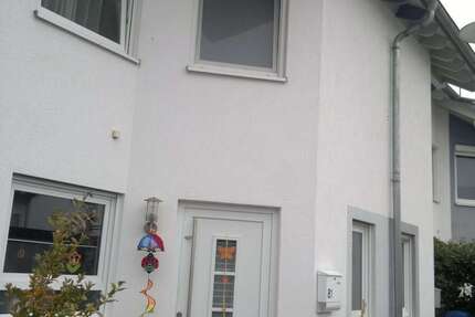 Haus Erzhausen - 5 Zimmer, 142 m&sup2;, 1.750&euro; | Angebot:25139139