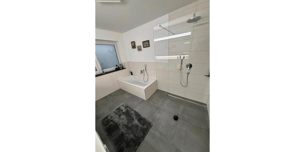 Erdgeschoßwohnung Haigerloch - 4.5 Zimmer, 150 m&sup2;, 1.800&euro; | Angebot:26224772