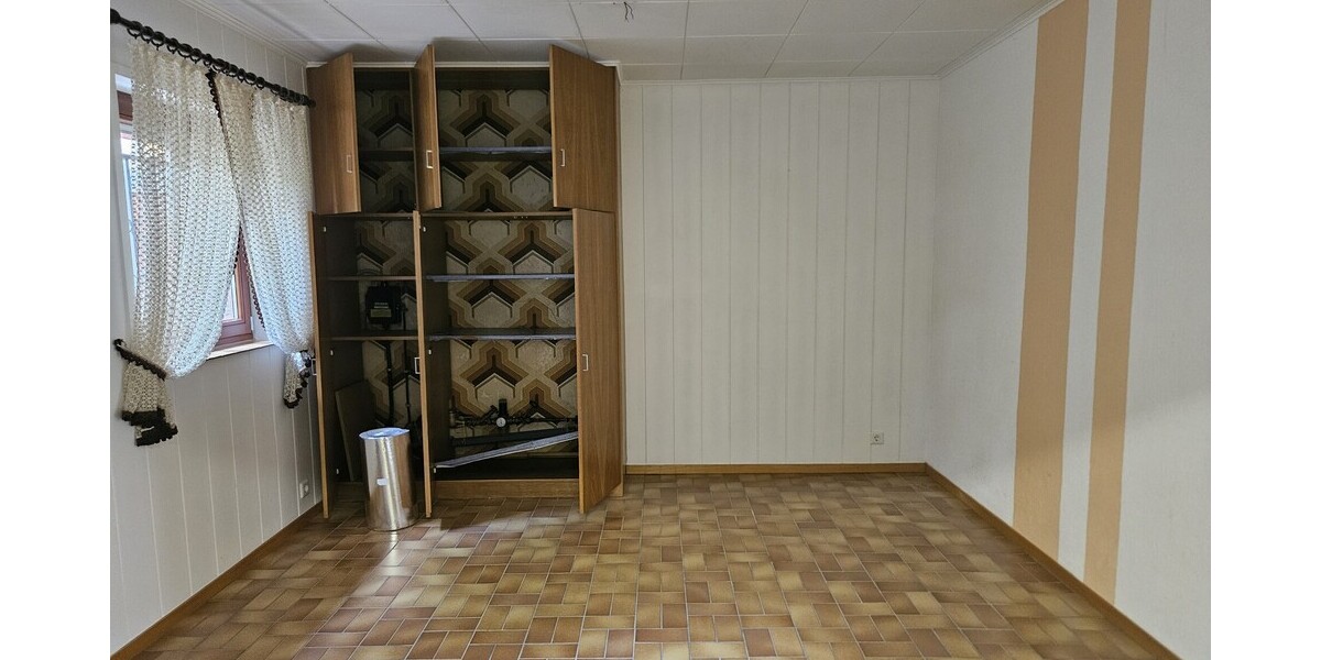 Freistehendes Einfamilienhaus in ruhiger Wohnlage mit Garten und Doppelgarage - Einfamilienhaus Königswinter Thomasberg | Angebot:26646272