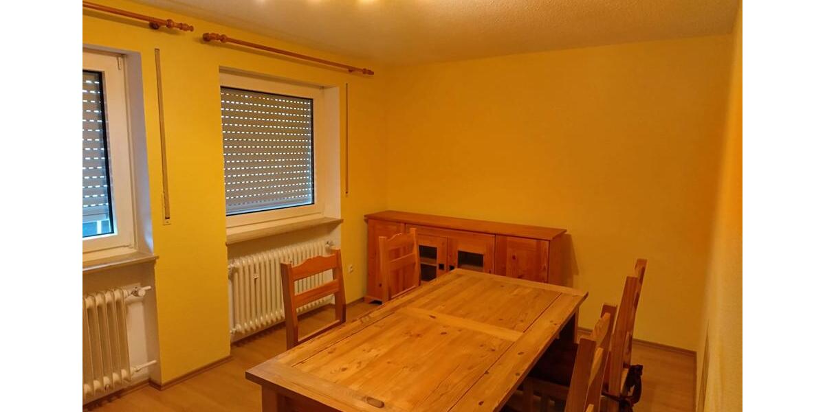 Etagenwohnung Roth - 3 Zimmer, 70 m&sup2;, 850&euro; | Angebot:26253668