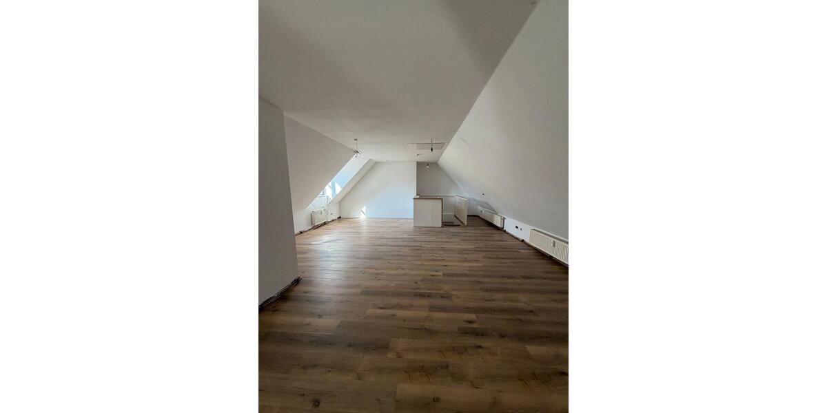 Maisonettenwohnung Halberstadt - 5 Zimmer, 140 m&sup2;, 699&euro; | Angebot:26418807