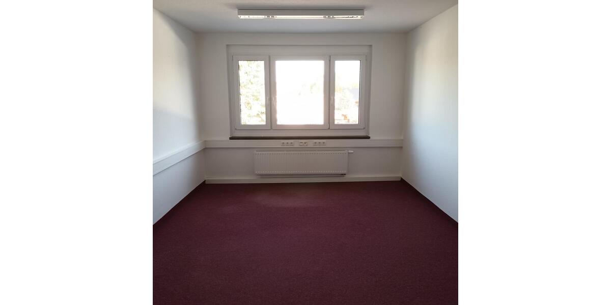 Gewerbeobjekt Hörselberg-Hainich Hainich - 400&euro; | Angebot:18250247