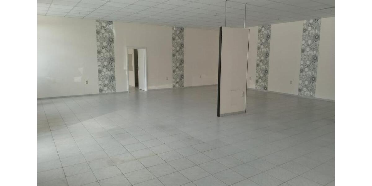 Gewerbeobjekt Neubrandenburg Carlshöhe - 1.500&euro; | Angebot:22220965