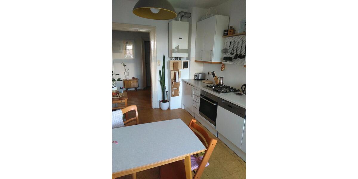Etagenwohnung Darmstadt Darmstadt-Nord - 4 Zimmer, 42 m&sup2;, 700&euro; | Angebot:25089163