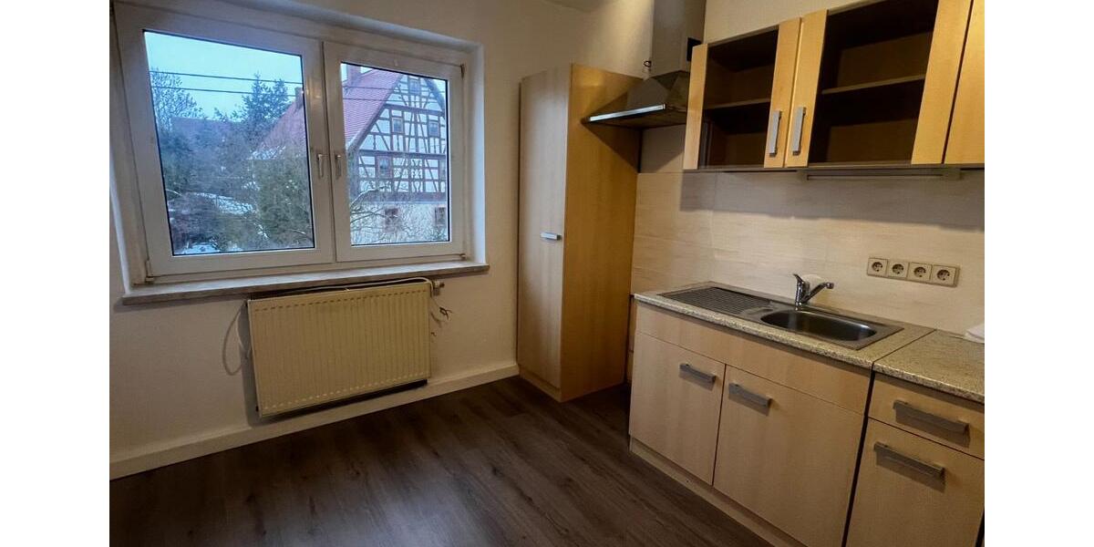 Etagenwohnung Frohburg - 4 Zimmer, 75 m&sup2;, 500&euro; | Angebot:25307272