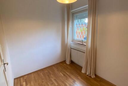 Ruhiges Zimmer für Wochenendheimfahrer*in in München Hadern zimmer