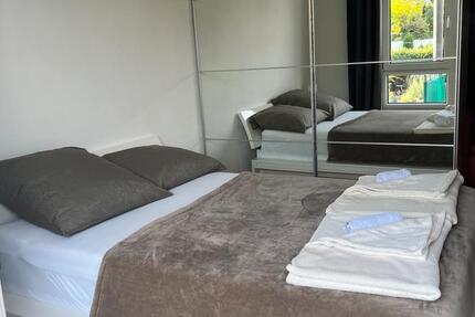 Voll möblierte Wohnung in Top Lage ab 01.11. zimmer