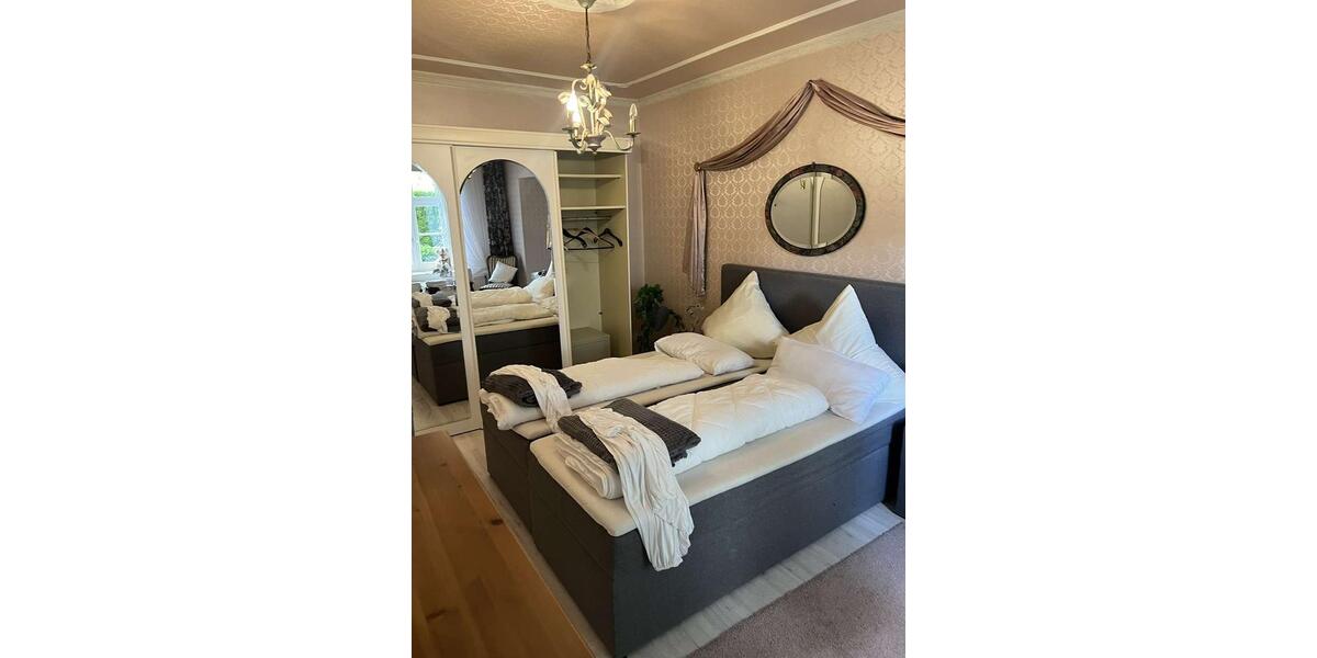 Einfamilienhaus Bad Pyrmont - 6 Zimmer, 240 m&sup2;, 1.500&euro; | Angebot:26193677