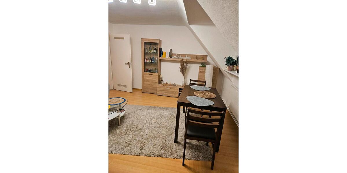 Schöne und gut gelegene 3-Zimmer-Wohnung zur Miete zimmer