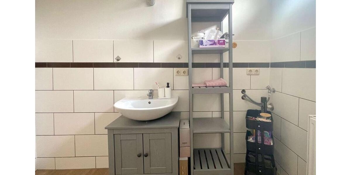 Etagenwohnung Franzburg - 4 Zimmer, 64 m&sup2;, 570&euro; | Angebot:25978951