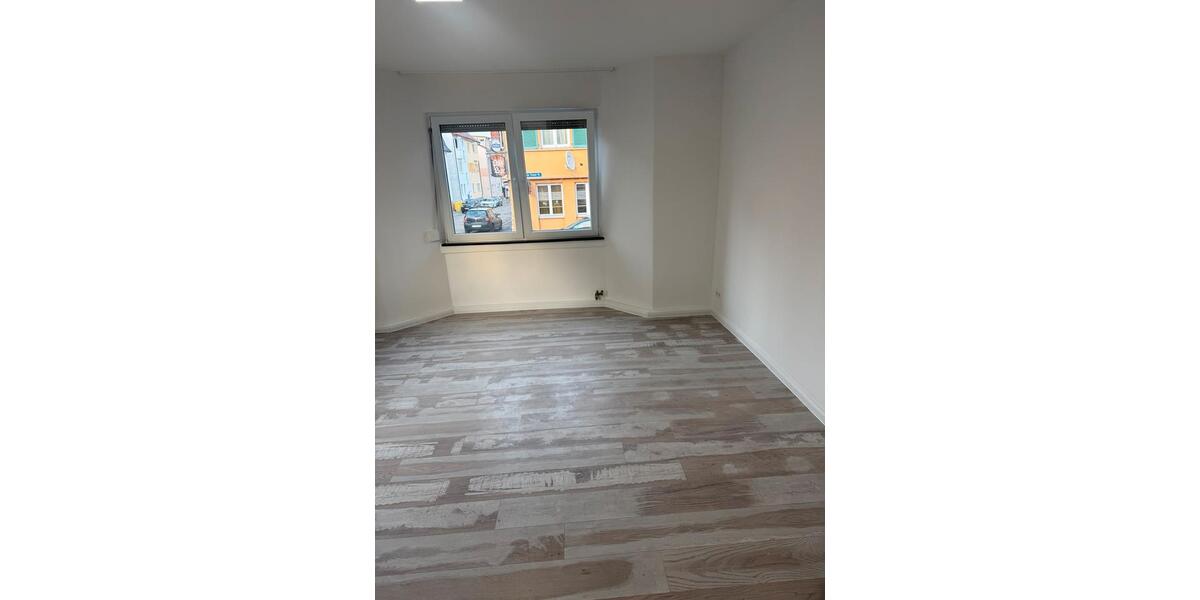 Erdgeschoßwohnung Villingen-Schwenningen Schwenningen - 3 Zimmer, 70 m&sup2;, 1.070&euro; | Angebot:25510138