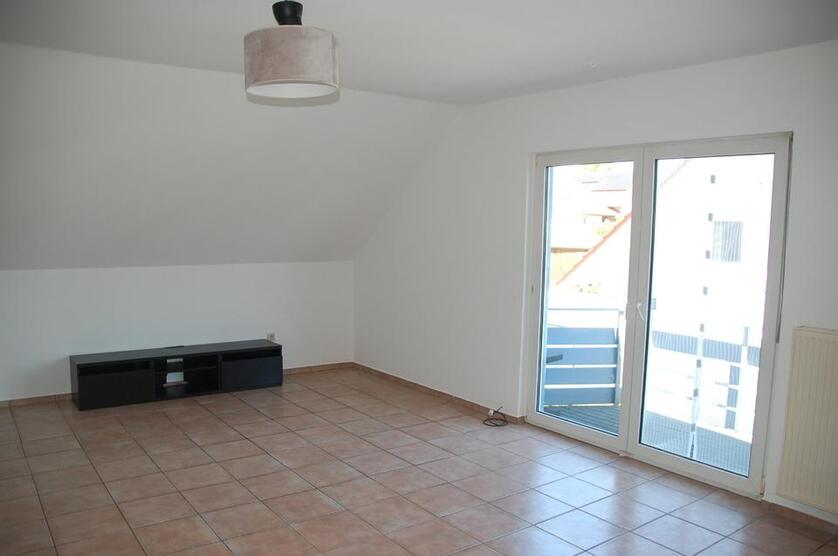 Einliegerwohnung DG Bad ArolsenHelsen zimmer