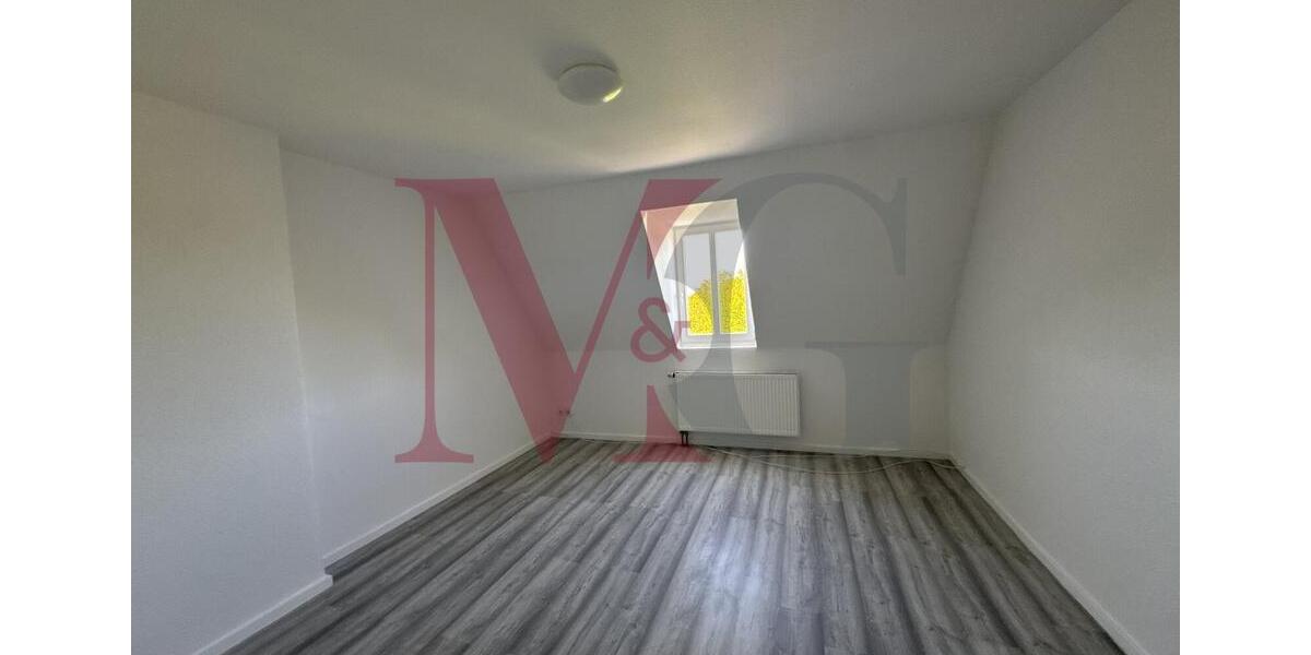 Dachgeschoßwohnung Wilhelmshaven - 5.5 Zimmer, 143 m&sup2;, 980&euro; | Angebot:26491397