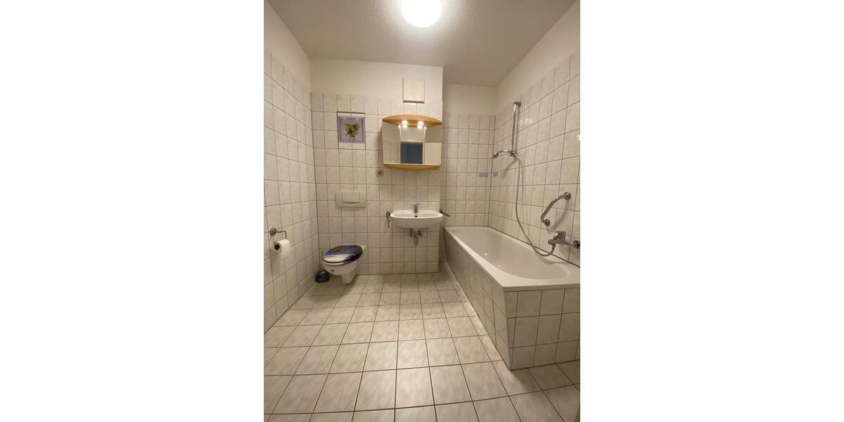 Etagenwohnung Pasewalk - 2 Zimmer, 65 m&sup2;, 450&euro; | Angebot:26419014