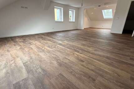 Wohnung Flöha - 4 Zimmer, 91 m&sup2;, 850&euro; | Angebot:26934025