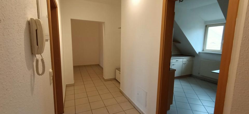 Dachgeschoßwohnung Mühlhausen (Thüringen) - 3 Zimmer, 86 m&sup2;, 520&euro; | Angebot:26440890