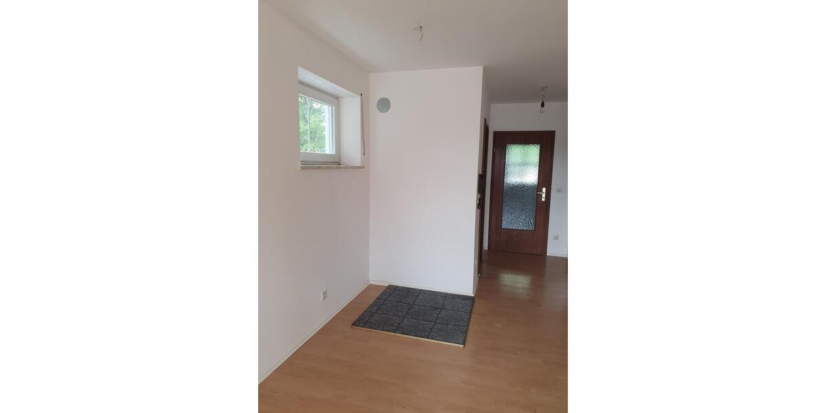 Doppelhaushälfte Parkstetten - 5 Zimmer, 115 m&sup2;, 870&euro; | Angebot:26634672
