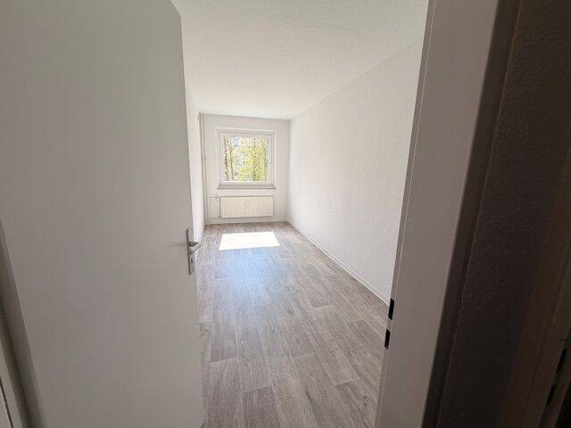Etagenwohnung Kiel Mettenhof - 3 Zimmer, 91 m&sup2;, 882&euro; | Angebot:26170341