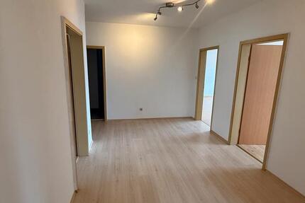 Wohnung Reichelsheim (Wetterau) - 4 Zimmer, 112 m&sup2;, 1.150&euro; | Angebot:25149395