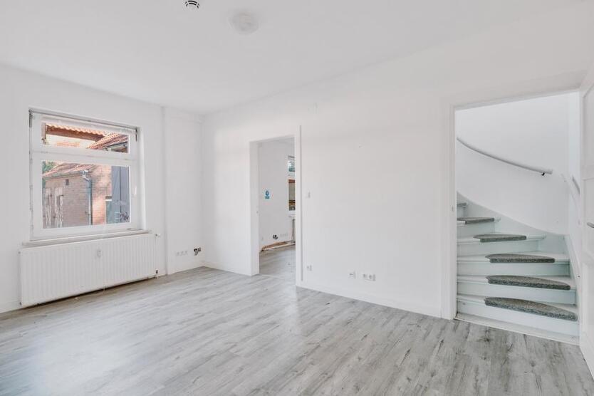 Wohnhaus mit 7 Zimmer