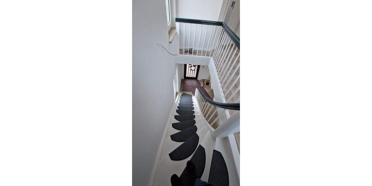 Toplage am Maudacher Bruch - Kernsaniertes Doppelhaus in Sackgasse 5 zimmer