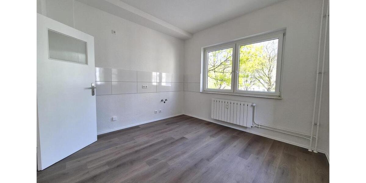 Etagenwohnung Duisburg Duisburg-Mitte - 2 Zimmer, 60 m&sup2;, 511&euro; | Angebot:26165411