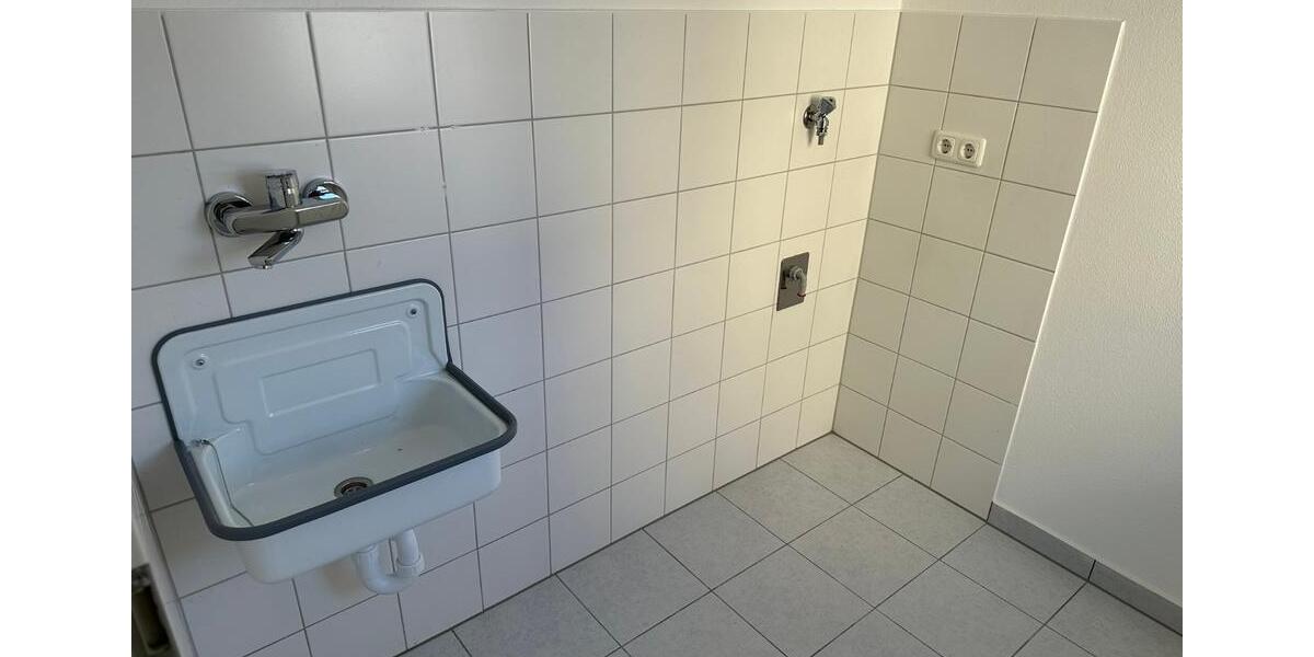 Etagenwohnung Mainburg - 3 Zimmer, 110 m&sup2;, 900&euro; | Angebot:25435832