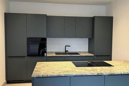 Haus Hamburg Schnelsen - 4 Zimmer, 140 m&sup2;, 2.999&euro; | Angebot:25711110